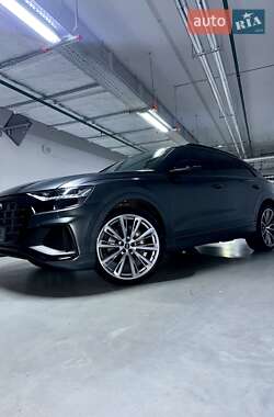 Позашляховик / Кросовер Audi Q8 2023 в Києві