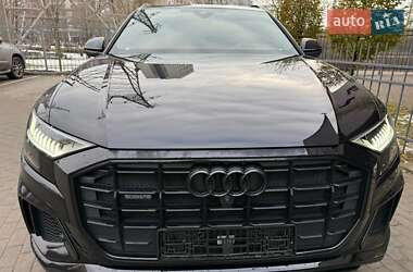 Внедорожник / Кроссовер Audi Q8 2021 в Киеве