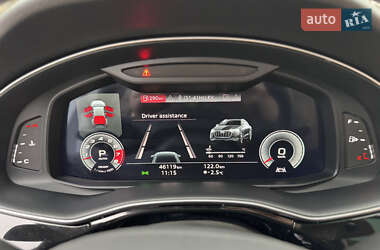 Внедорожник / Кроссовер Audi Q8 2021 в 