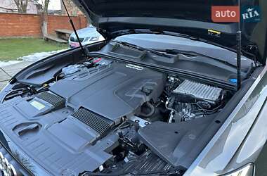 Внедорожник / Кроссовер Audi Q8 2020 в 