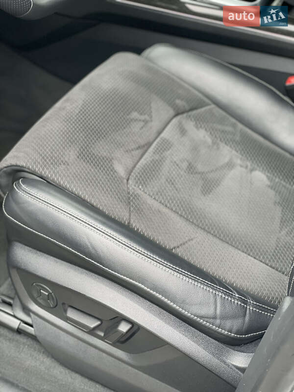 Внедорожник / Кроссовер Audi Q8 2019 в Чернигове фото 16 Внедорожник / Кроссовер Audi Q8 2019 в Чернигове