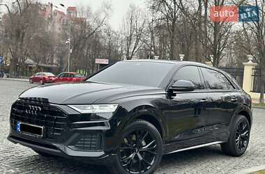 Позашляховик / Кросовер Audi Q8 2022 в Києві