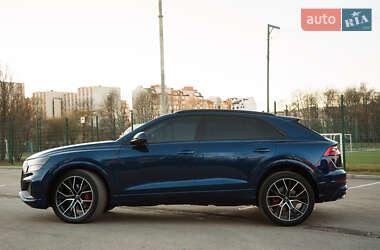 Внедорожник / Кроссовер Audi Q8 2019 в 