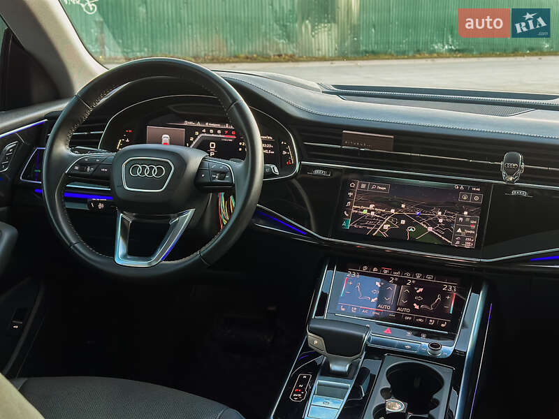Внедорожник / Кроссовер Audi Q8 2019 в Ивано-Франковске