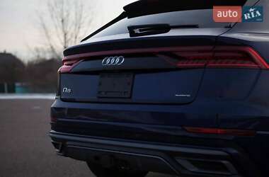 Внедорожник / Кроссовер Audi Q8 2020 в 
