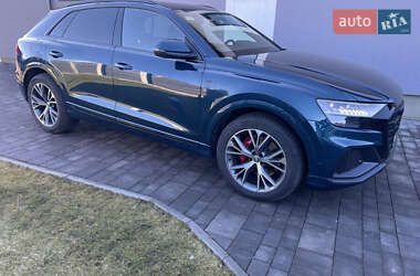 Внедорожник / Кроссовер Audi Q8 2019 в 
