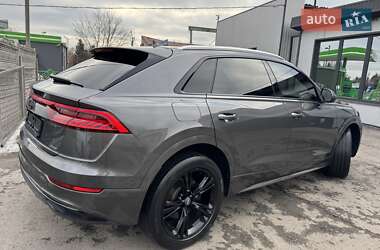 Внедорожник / Кроссовер Audi Q8 2018 в 