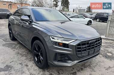 Внедорожник / Кроссовер Audi Q8 2018 в 