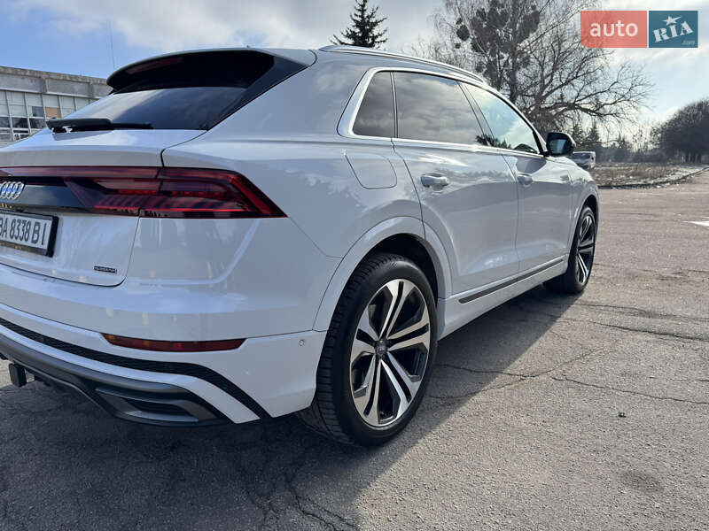 Внедорожник / Кроссовер Audi Q8 2019 в Кропивницком