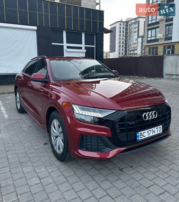 Позашляховик / Кросовер Audi Q8 2019 в Львові