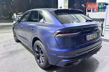 Внедорожник / Кроссовер Audi Q8 2019 в 