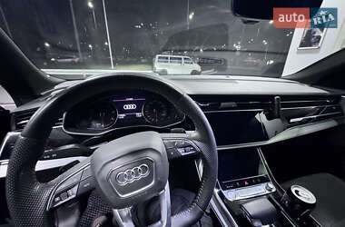 Внедорожник / Кроссовер Audi Q8 2019 в 