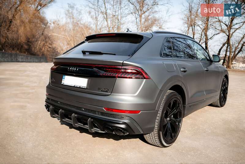 Позашляховик / Кросовер Audi Q8 2018 в Києві