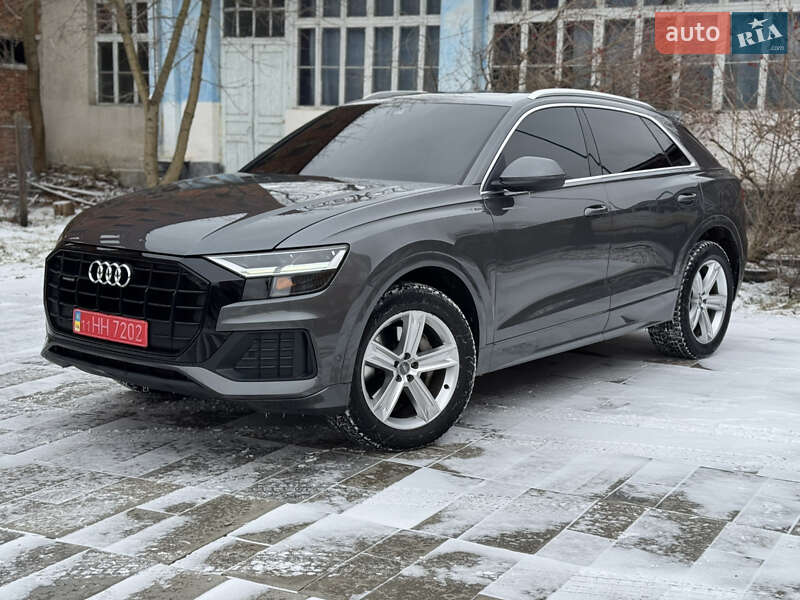 Внедорожник / Кроссовер Audi Q8 2018 в Надворной