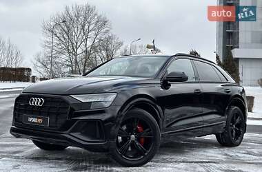 Внедорожник / Кроссовер Audi Q8 2020 в Киеве