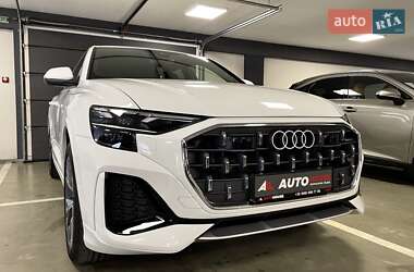 Позашляховик / Кросовер Audi Q8 2025 в Львові