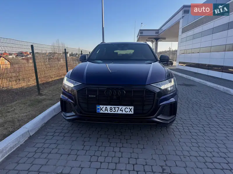 Audi Q8