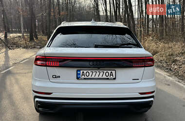 Внедорожник / Кроссовер Audi Q8 2019 в 
