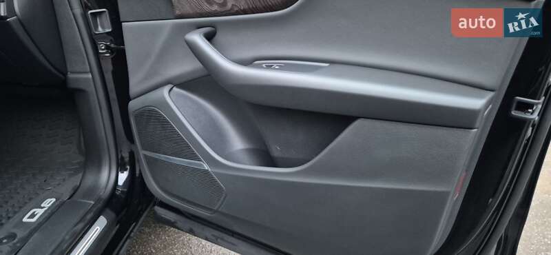 Внедорожник / Кроссовер Audi Q8 2020 в Львове