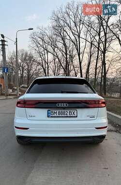 Внедорожник / Кроссовер Audi Q8 2020 в 