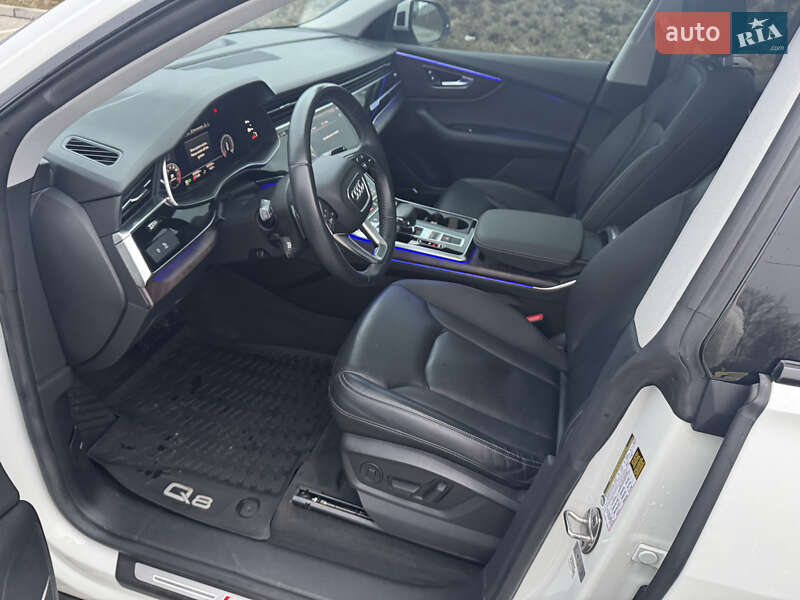 Внедорожник / Кроссовер Audi Q8 2019 в Тернополе