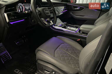 Внедорожник / Кроссовер Audi Q8 2018 в 
