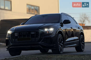 Внедорожник / Кроссовер Audi Q8 2018 в 