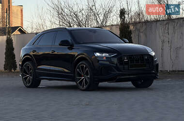 Внедорожник / Кроссовер Audi Q8 2018 в 
