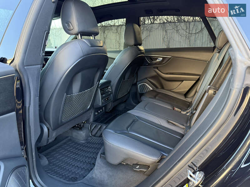 Внедорожник / Кроссовер Audi Q8 2018 в Киеве фото 22 Внедорожник / Кроссовер Audi Q8 2018 в Киеве