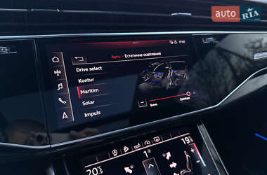 Внедорожник / Кроссовер Audi Q8 2018 в 