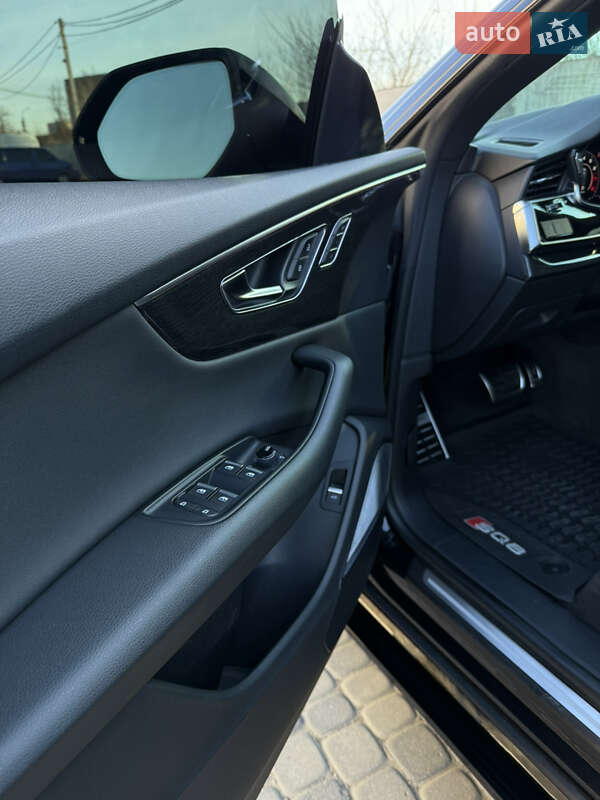 Внедорожник / Кроссовер Audi Q8 2018 в Киеве фото 43 Внедорожник / Кроссовер Audi Q8 2018 в Киеве