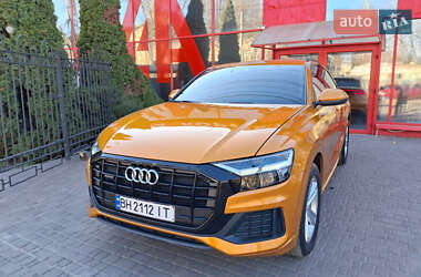 Внедорожник / Кроссовер Audi Q8 2019 в 