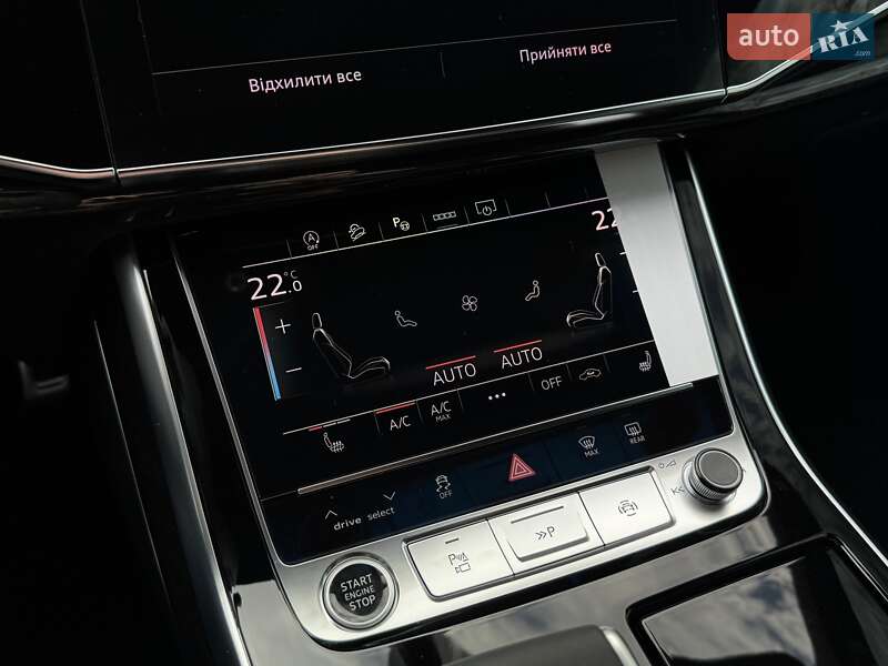 Внедорожник / Кроссовер Audi Q8 2025 в Одессе