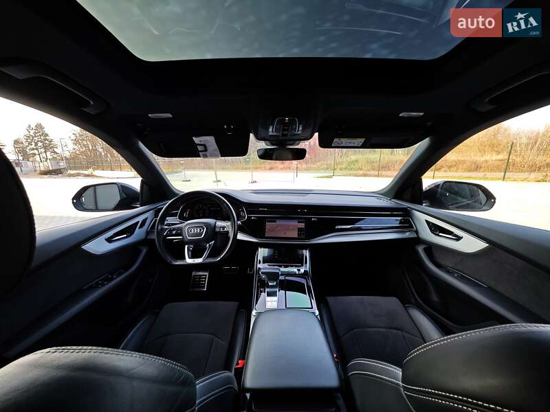 Внедорожник / Кроссовер Audi Q8 2018 в Ровно