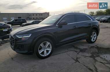 Позашляховик / Кросовер Audi Q8 2019 в Чернівцях