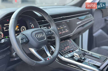 Внедорожник / Кроссовер Audi Q8 2020 в 