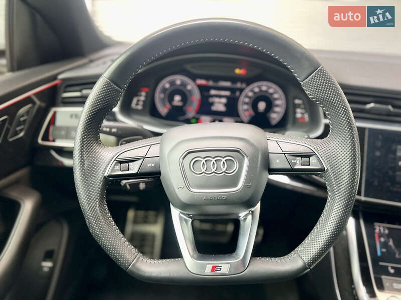 Внедорожник / Кроссовер Audi Q8 2020 в Харькове