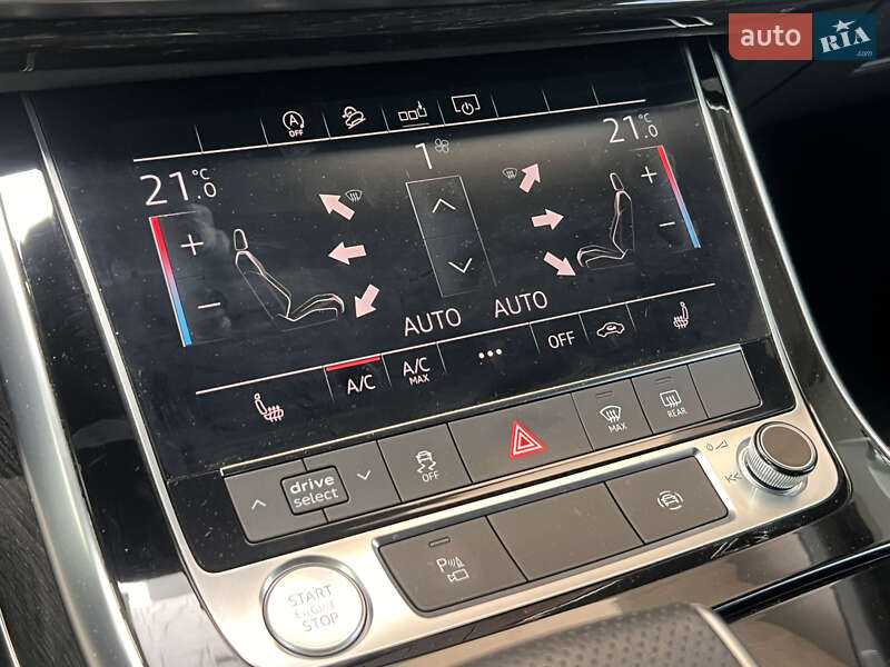 Внедорожник / Кроссовер Audi Q8 2020 в Харькове