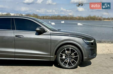 Внедорожник / Кроссовер Audi Q8 2019 в 