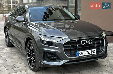 Внедорожник / Кроссовер Audi Q8 2019 в 