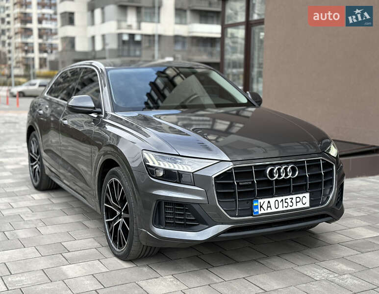Внедорожник / Кроссовер Audi Q8 2019 в Киеве