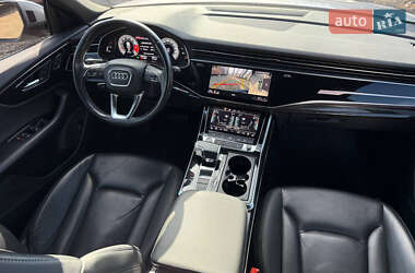 Позашляховик / Кросовер Audi Q8 2021 в Львові