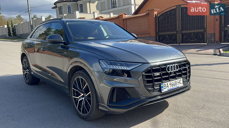 Внедорожник / Кроссовер Audi Q8 2018 в Кропивницком