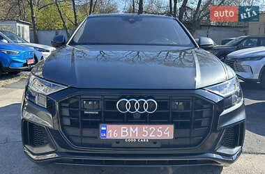 Внедорожник / Кроссовер Audi Q8 2020 в 