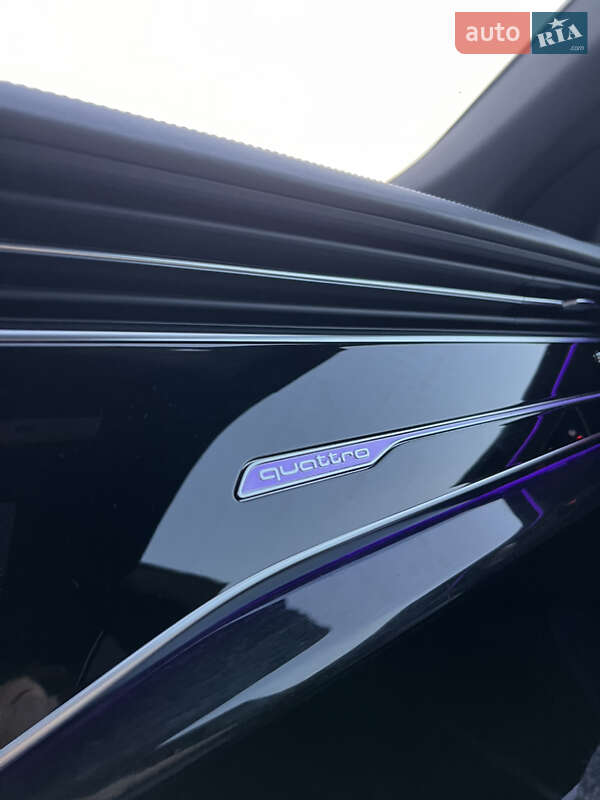 Внедорожник / Кроссовер Audi Q8 2021 в Хмельницком