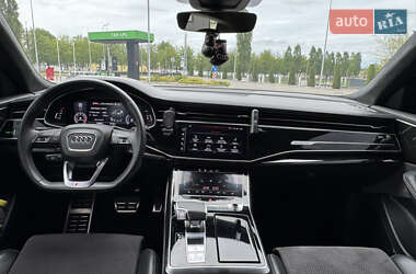 Позашляховик / Кросовер Audi Q8 2019 в 