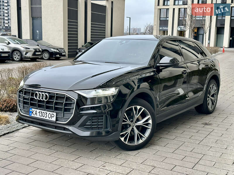 Внедорожник / Кроссовер Audi Q8 2019 в Киеве