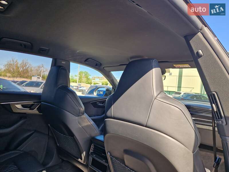 Внедорожник / Кроссовер Audi Q8 2019 в Кропивницком