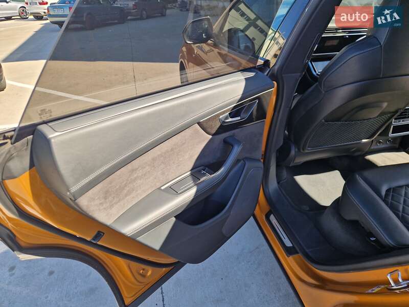 Внедорожник / Кроссовер Audi Q8 2019 в Кропивницком
