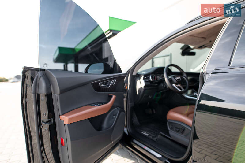 Внедорожник / Кроссовер Audi Q8 2022 в Львове